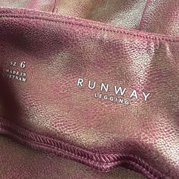 WHBM White House Black Market Runway Leggings Size 6 - Picture 8 of 9